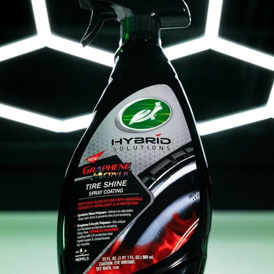 Turtle Wax Graphene Acrylic Tyre Shine 680ml Hybrid Solutions 53746 (3)